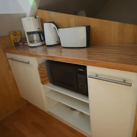 Moderne Studio Apartments Und 4 Zimmer Wohnungen In Oberhausen, Ideal Fuer Geschaeftsreisende Und Monteure Oberhausen  Exterior photo